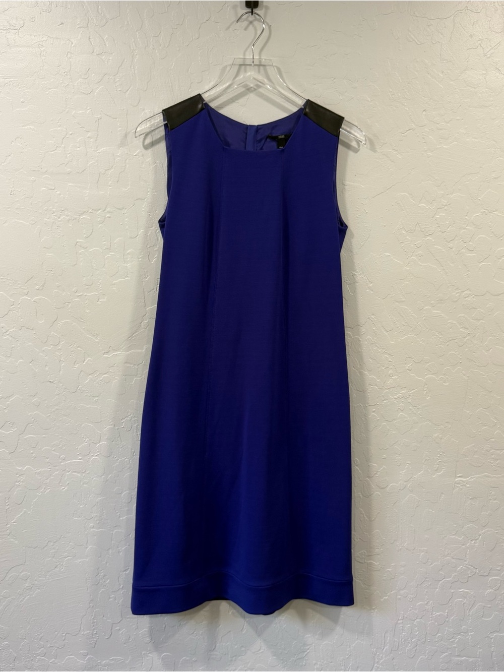 BOSS Hugo Boss Sleeveless Shift Dress in Blue / Leather Size 6